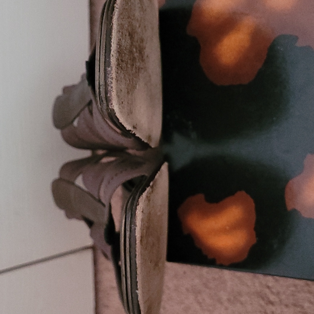 Donald J. Pliner Vintage 'Darya' sandal 7 - Picture 7 of 13